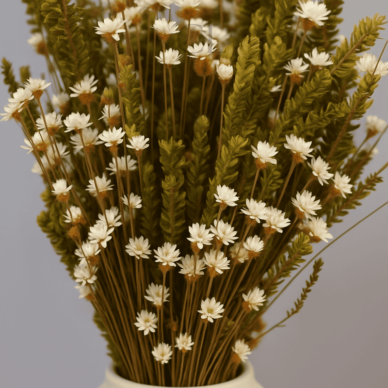 Vaso Canelado de Cerâmica com Flores Secas | Elegância Natural em Textura Fosca